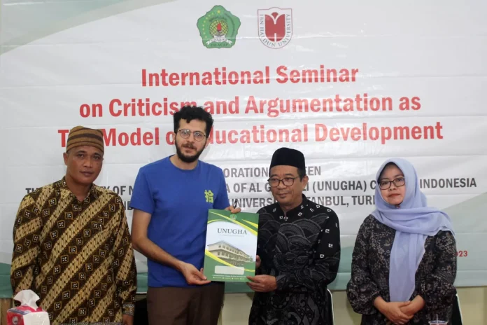 seminar-international-Ibn-Haldul-Turkei International Seminar on Criticism and Argumentation as The Model of Educational Development