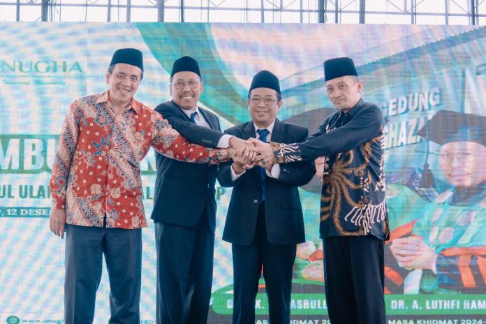 Lepas Sambut Rektor UNUGHA 2024 Lepas Sambut Rektor UNUGHA 2024